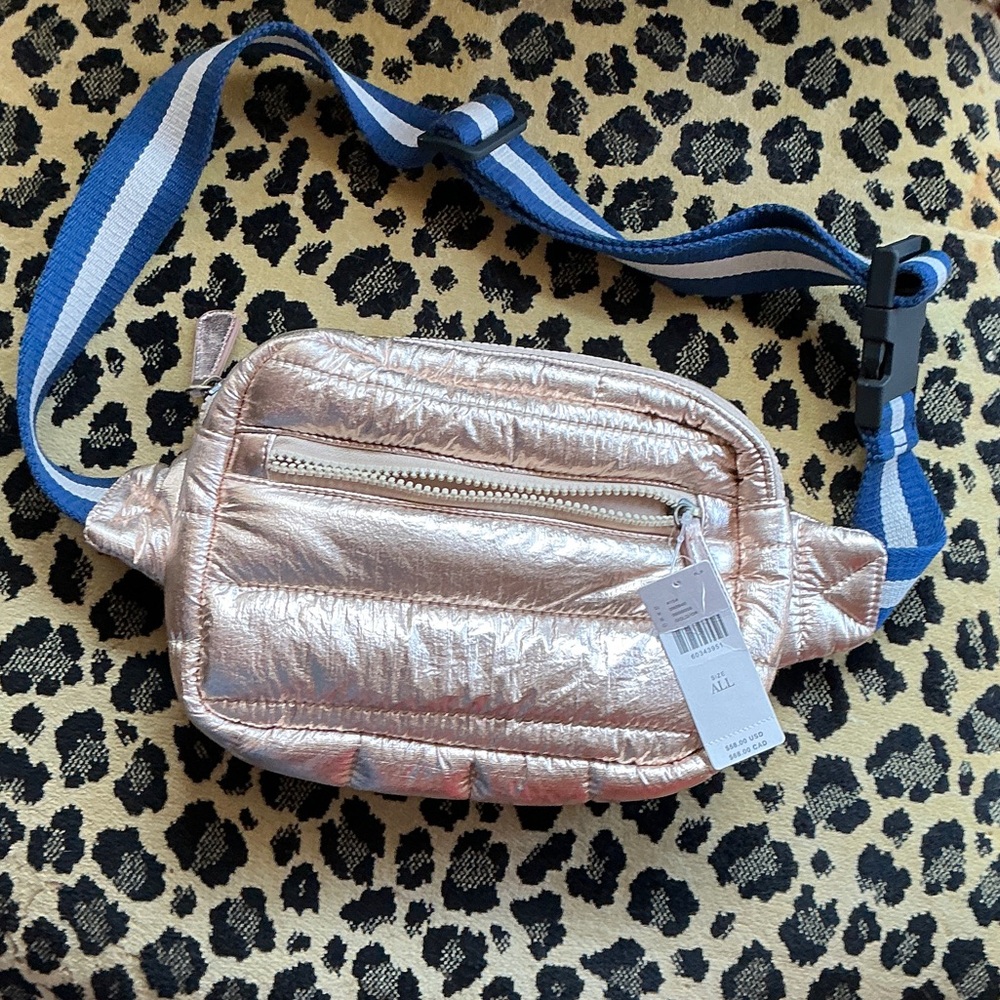Metallic gold Quilted Crossbody Bag, soft!